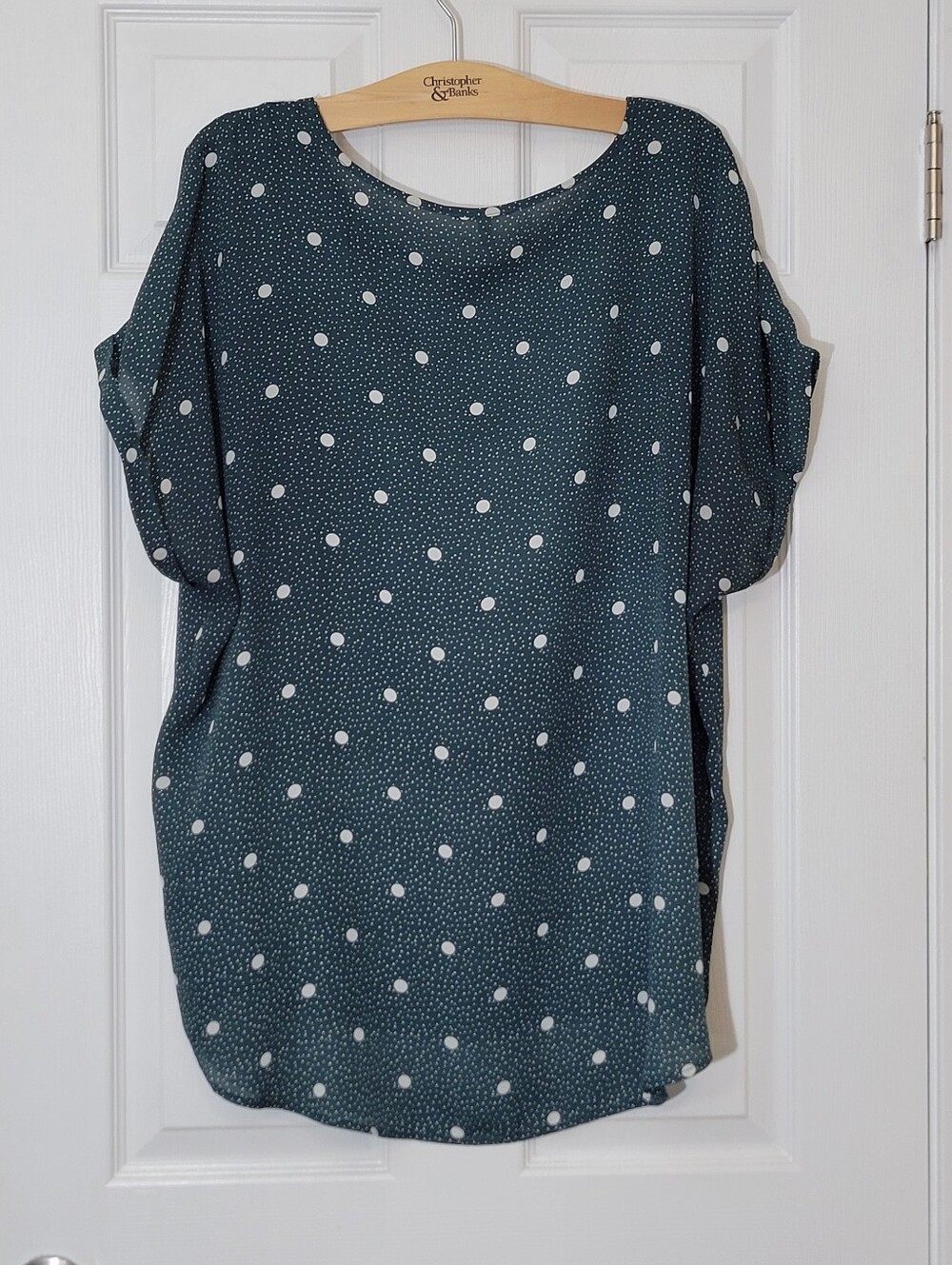 Maurices Dark Green Short-Sleeve Polka Dot Blouse Plus Size 2 2x - Picture 7 of 7